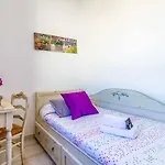 Maria En Villa Playa Blanca (Lanzarote)